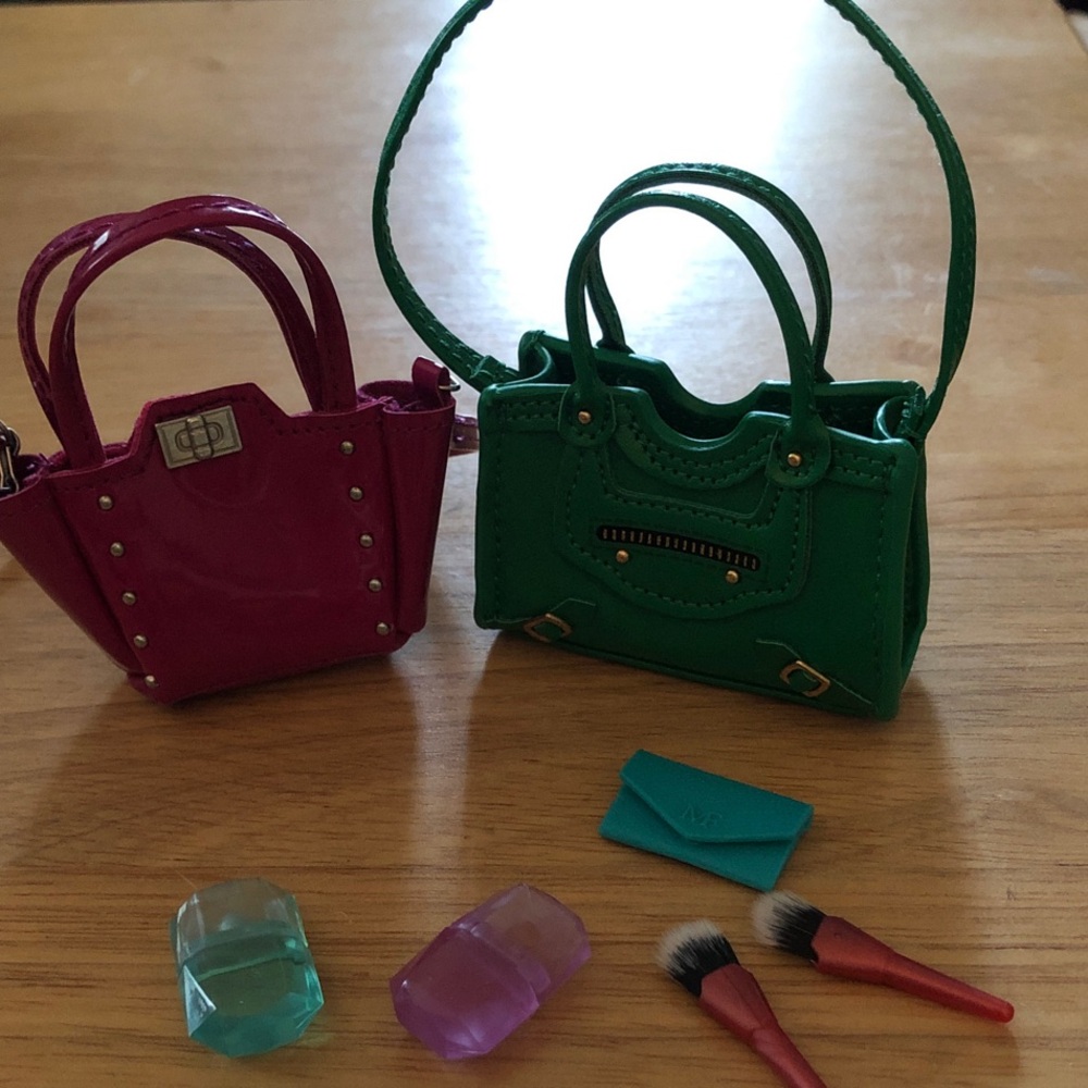Fashion Doll Accessory Set with Pink and Green Bags